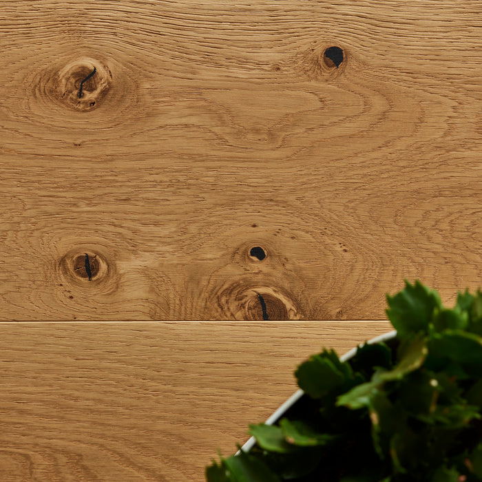 The Flooring Dilemma: Engineered Wood vs. Solid - Which Suits Your Lifestyle?