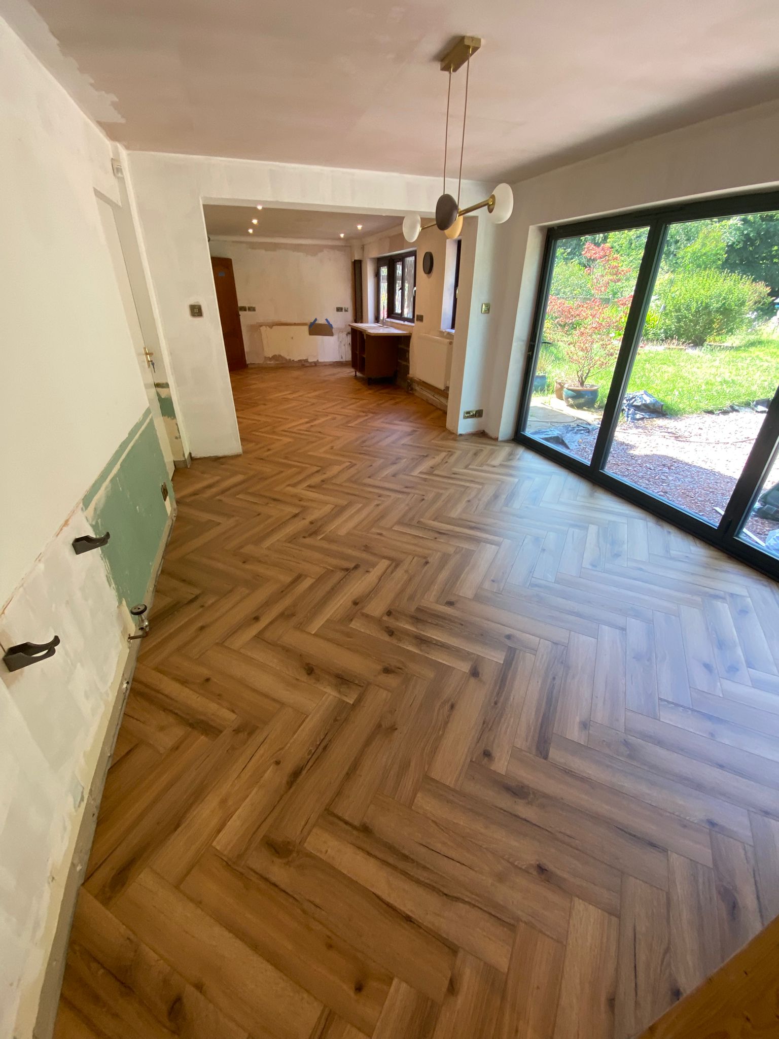 How Thick Should the Wear Layer Be on Engineered Wood Flooring?