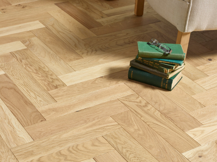 14mm Invisible Brushed & Oiled Engineered Wood Herringbone Flooring