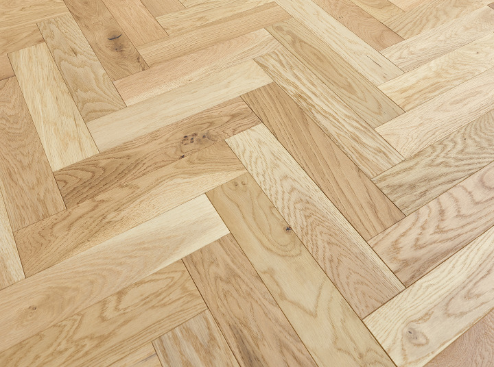 14mm Invisible Brushed & Oiled Engineered Wood Herringbone Flooring