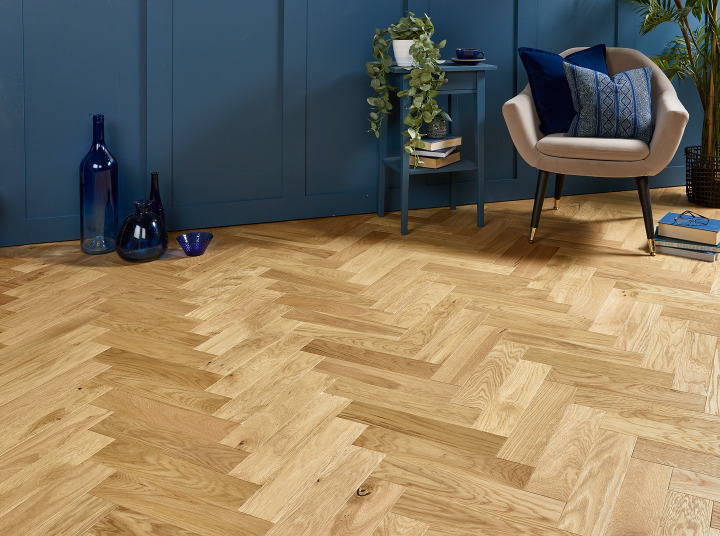 14mm Brushed & Oiled Engineered Wood Herringbone Flooring
