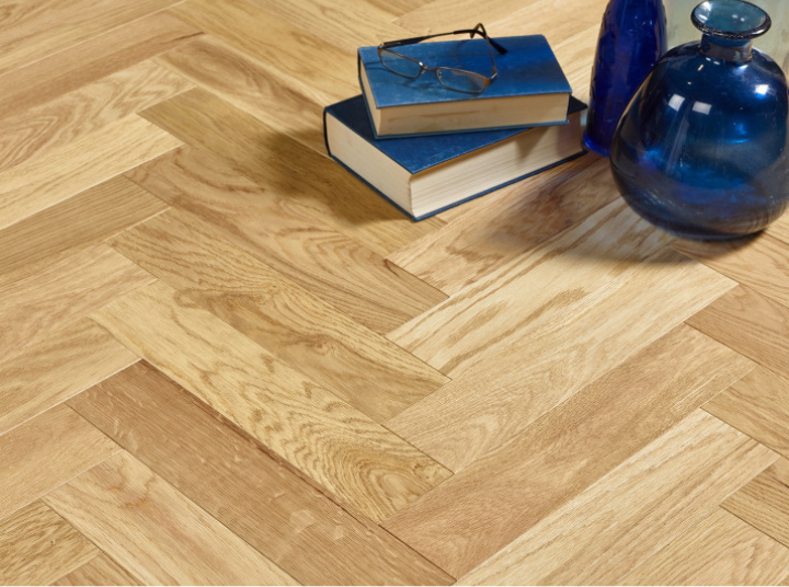 14mm Brushed & Oiled Engineered Wood Herringbone Flooring