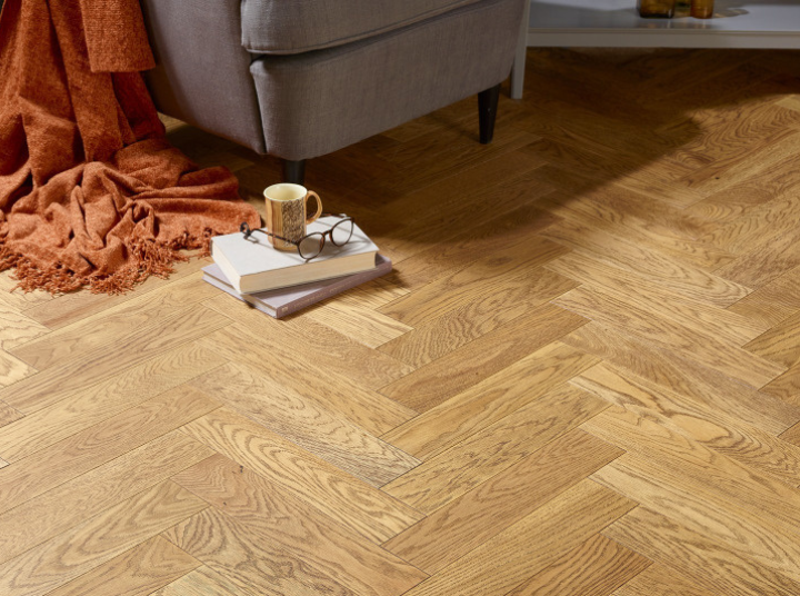 14mm Natural Black Grain Engineered Wood Herringbone Flooring