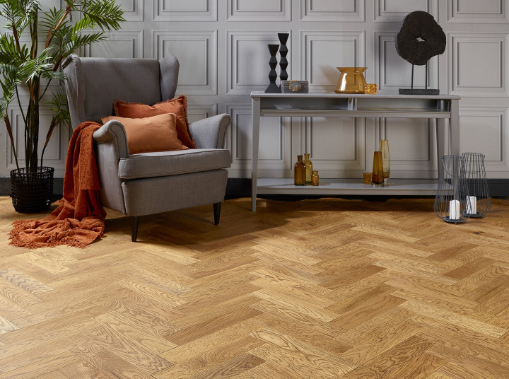 14mm Natural Black Grain Engineered Wood Herringbone Flooring