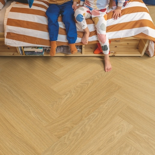 Quickstep | Ciro Pure Oak Honey Herringbone