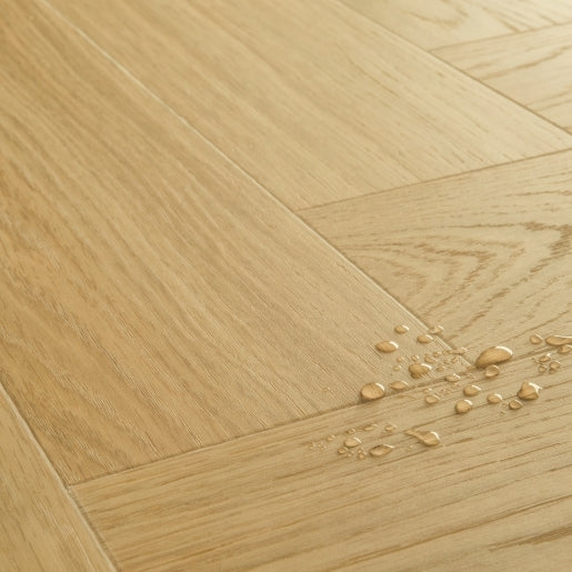 Quickstep | Ciro Pure Oak Honey Herringbone