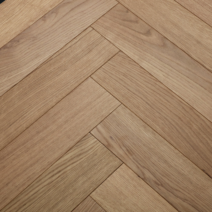 Woodpecker | Bourton Natural Oak Herringbone