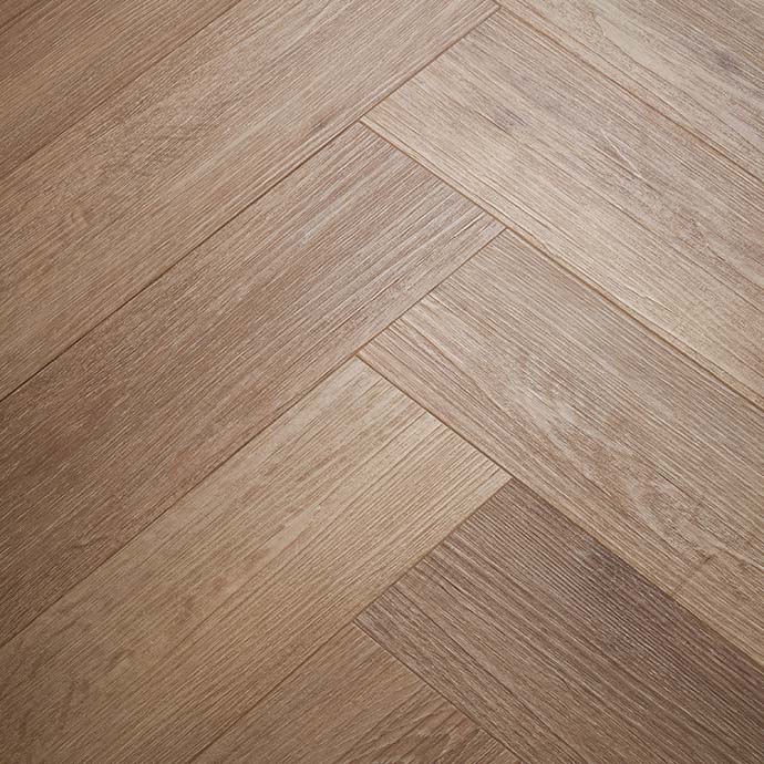 Woodpecker | Brecon Blanche Oak Herringbone