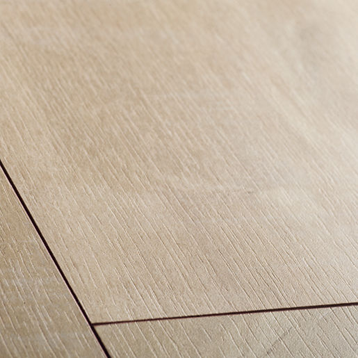 Quickstep | Classic Havana Oak Natural with Saw Cuts