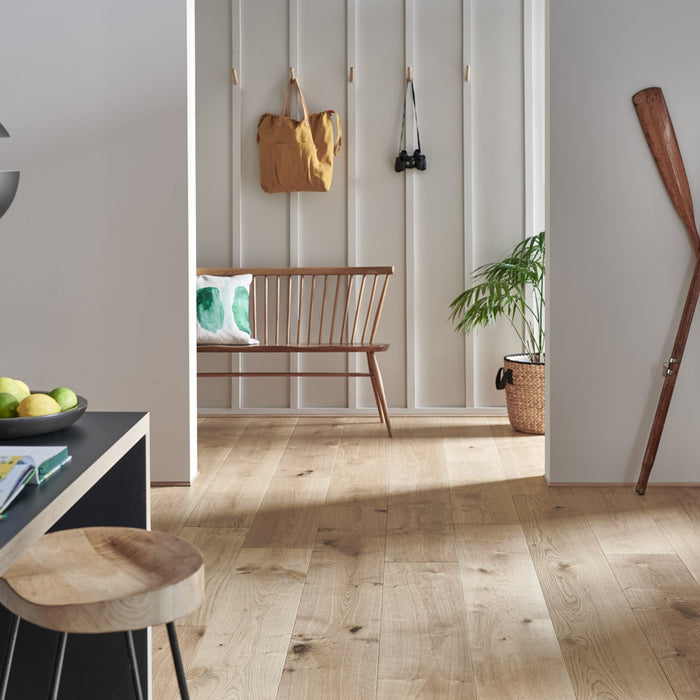 Woodpecker | Chepstow Rustic Oak Lacquered 189mm