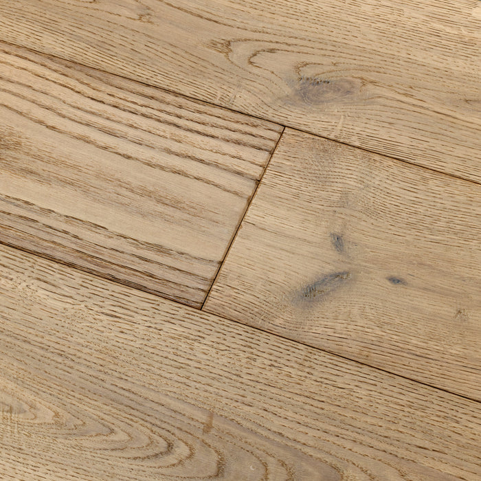 Woodpecker | Dartmouth Beaten Oak 190mm