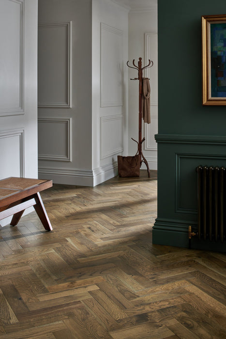 Woodpecker | Dartmouth Fauna Oak Herringbone 90mm