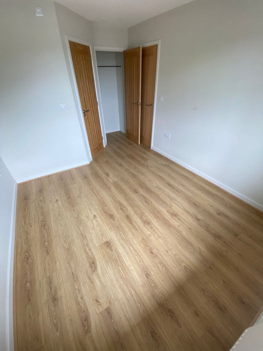 Elka | 8mm Aqua Protect Laminate Rustic Oak