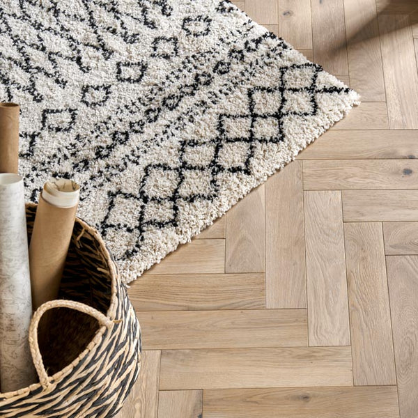 Woodpecker | Goodrich Feather Oak Herringbone
