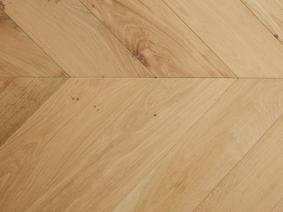 Brooks Floor | Alnwick Select Oak Chevron