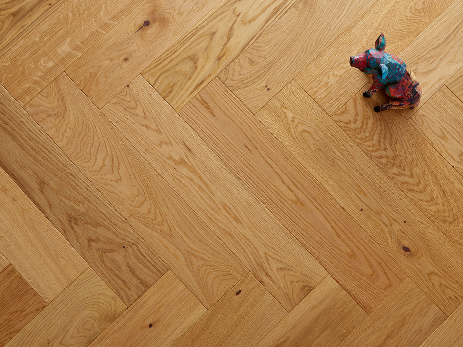 Brooks Floor | Chalfield Select Oak Herringbone