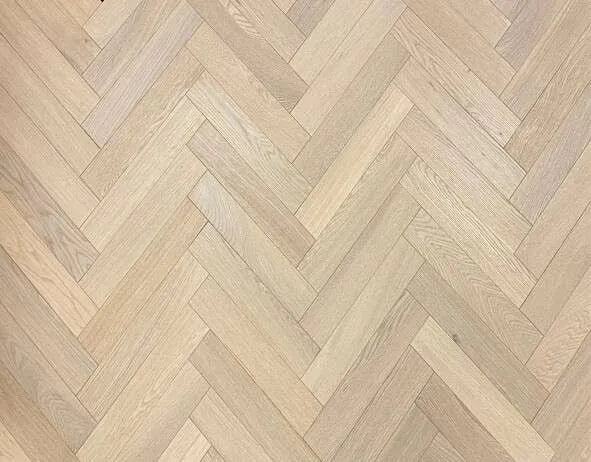 Brooks Floor | Harvard Select Oak Herringbone