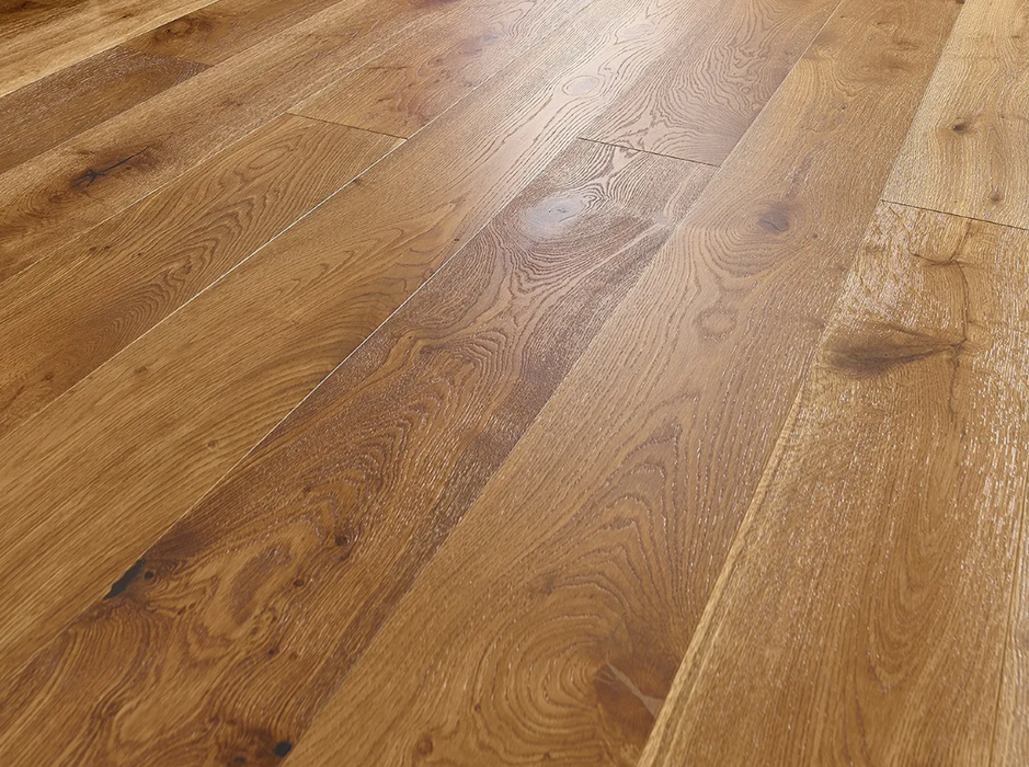 15x190mm Golden Hand scraped Engineered Oak Flooring