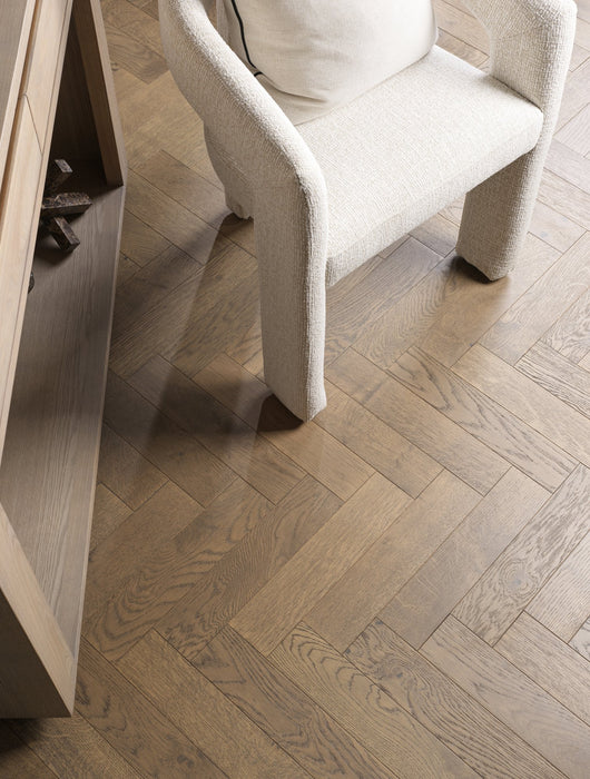 Woodpecker | Harlech Amaretti Oak Herringbone 90mm