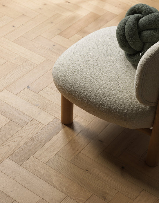 Woodpecker | Harlech Natural Oak Herringbone 90mm