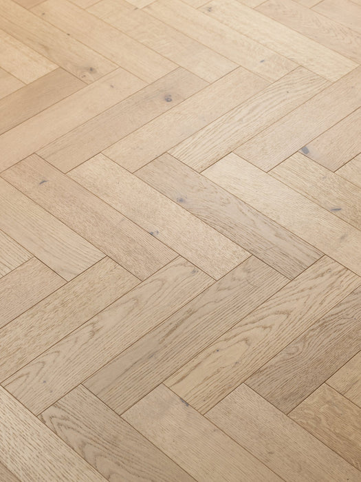Woodpecker | Harlech Natural Oak Herringbone 90mm