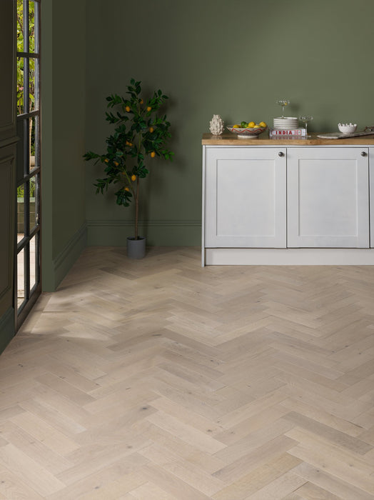 Woodpecker | Harlech Strait Oak Herringbone 90mm