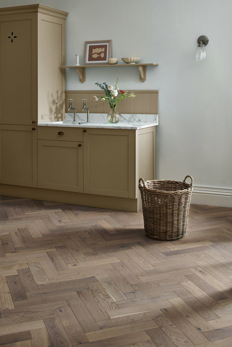 Woodpecker | Harlech White Oiled Oak Herringbone 90mm