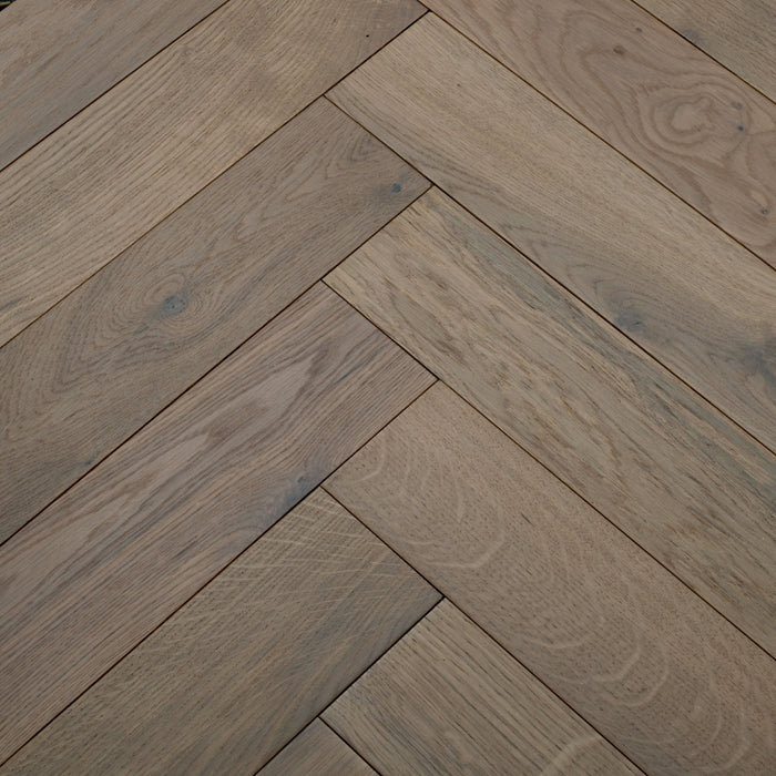 Woodpecker | Harlech White Oiled Oak Herringbone 90mm
