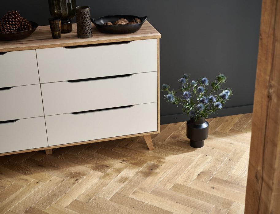 Woodpecker | Harlech White Smoked Oak Herringbone 90mm