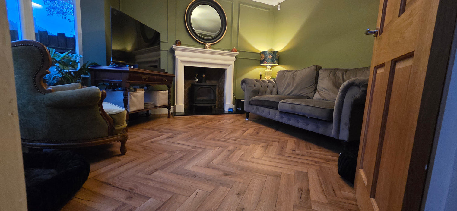 Warm Oak Helsinki 12mm Herringbone Laminate