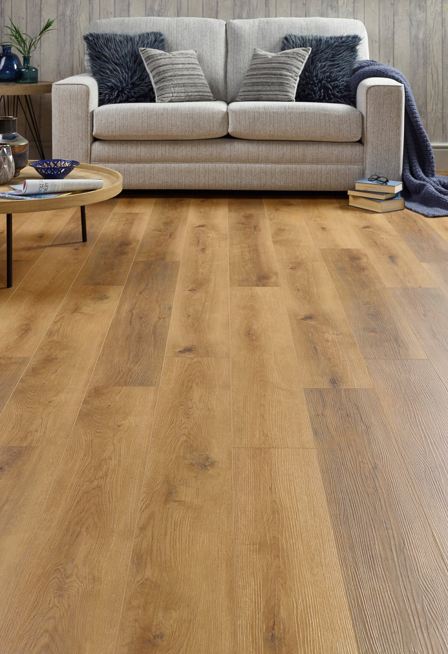 5mm Warm Oak SPC LVT Click Flooring Newland Floors Newland Floors 5mm Warm Oak SPC LVT Click Flooring Newland Floors Newland Floors