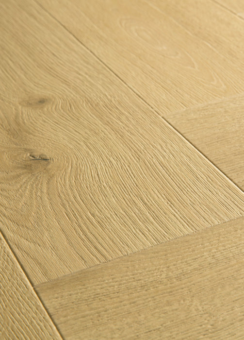 Quickstep | Impressive Design 8mm Laminate Herringbone Nutmeg Oak
