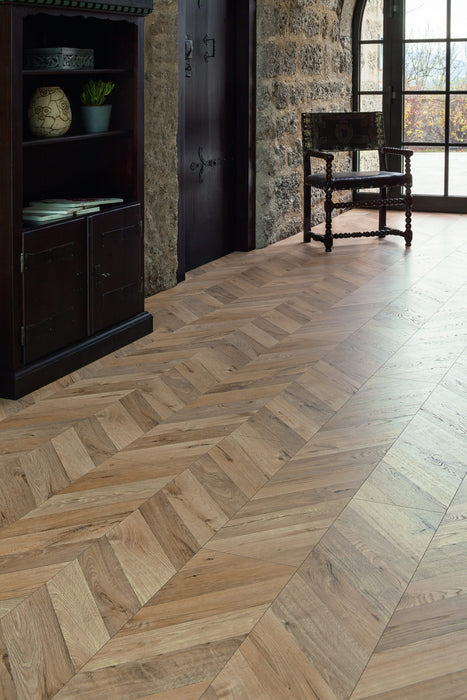 Kaindl | Natural Touch FISHbone Oak Fortress Rochesta