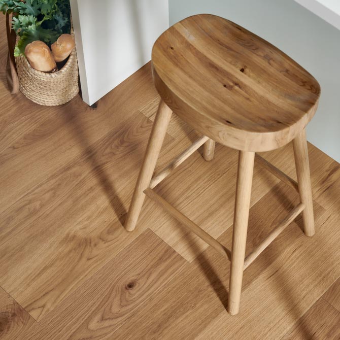 Woodpecker | Lynton Natural Oak