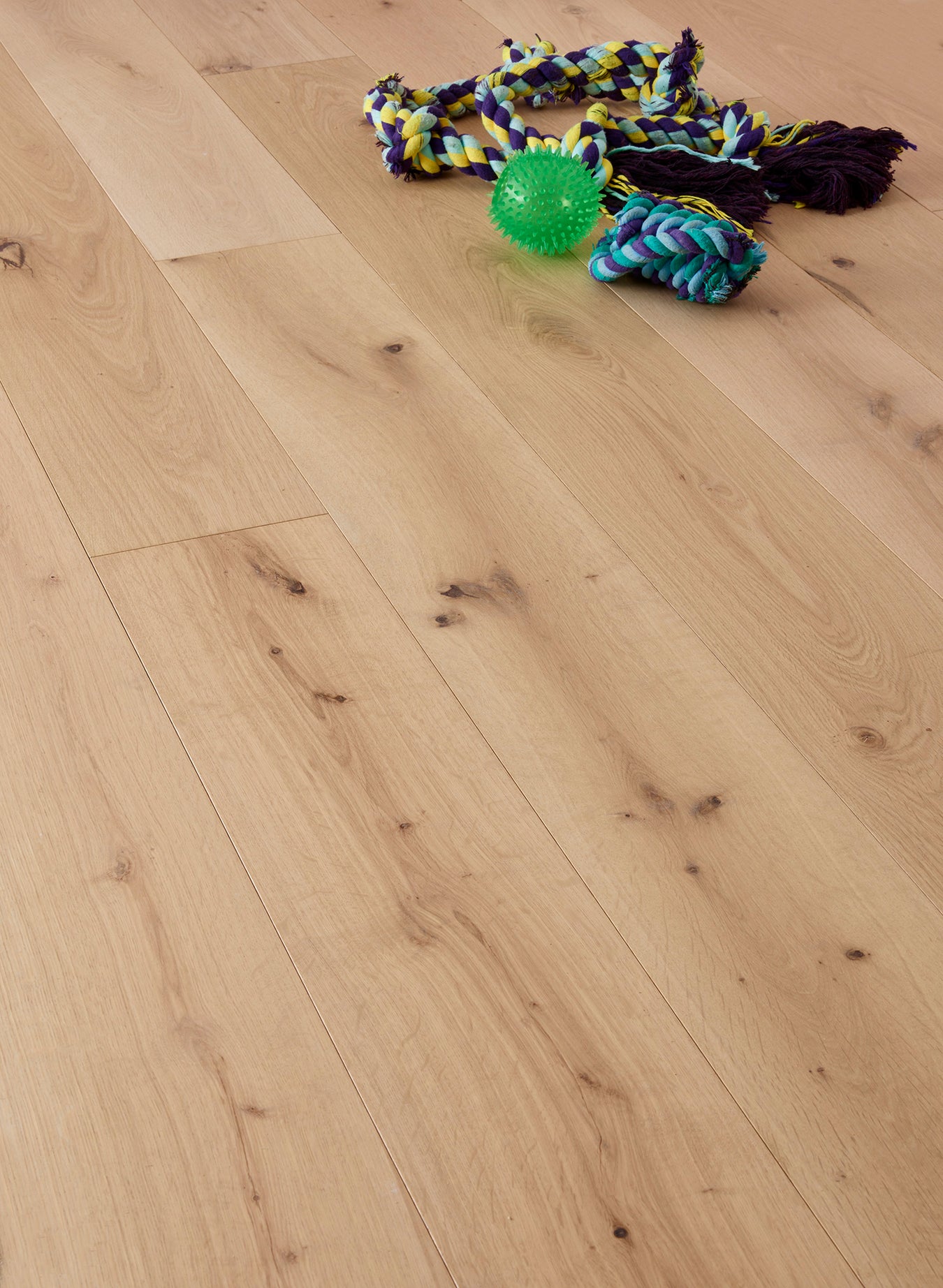 Trade Flooring – High-Quality Solutions for Professionals