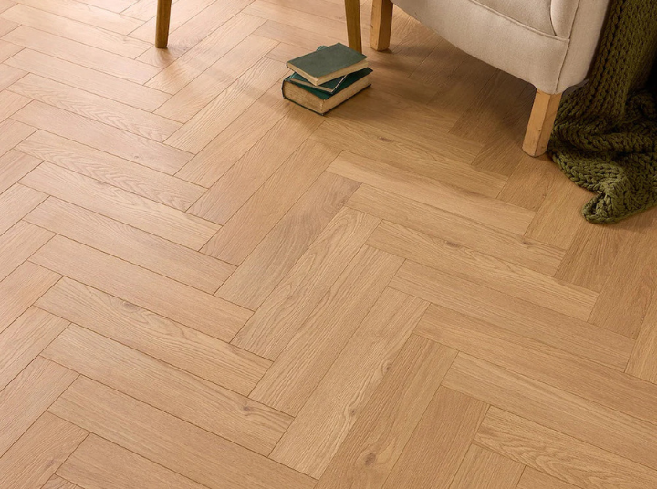 Natural Oak Odense 12mm Herringbone Laminate