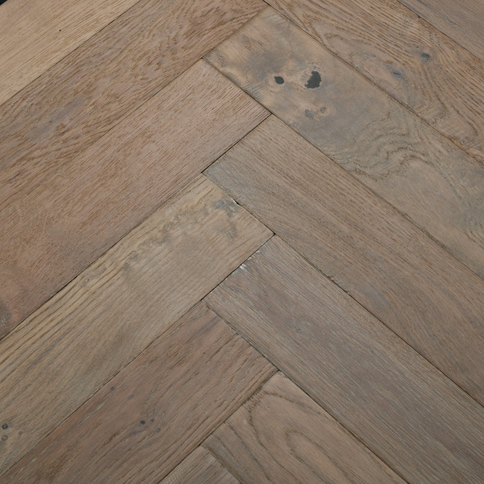 Woodpecker | Orkney Pewter Oak Herringbone