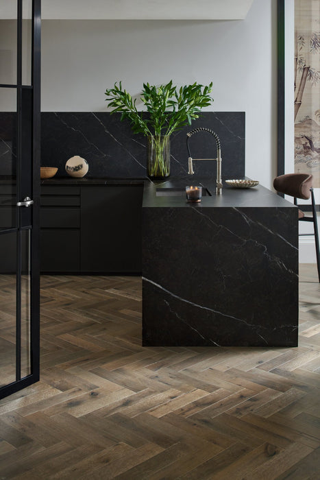 Woodpecker | Dartmouth Truffle Oak Herringbone 90mm