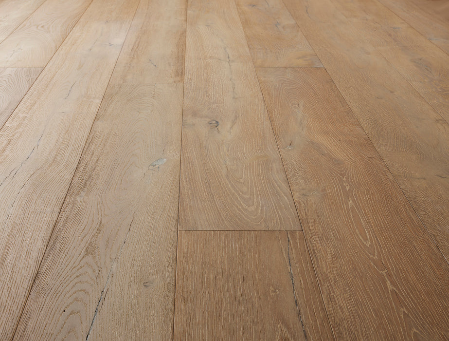 Brooks Floor | Variante Sumatra Wide Plank Rustic Oak