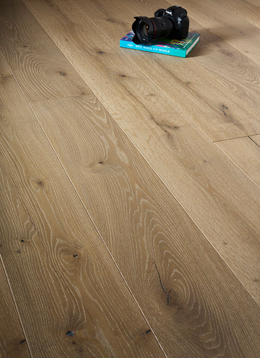 14x220mm Super Rustic Grade Natural Stone Oak Flooring