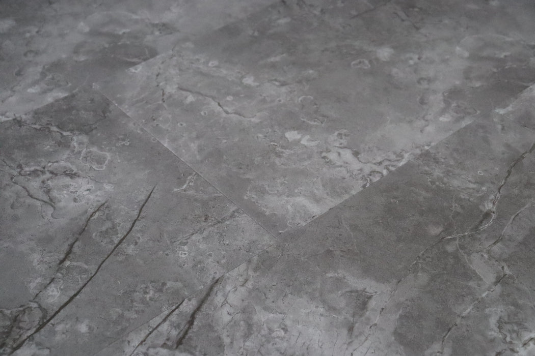 Woodpecker | Whitby Rimefrost Tile