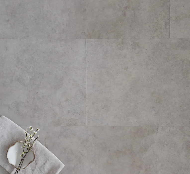 Woodpecker | Whitby Dew Tile