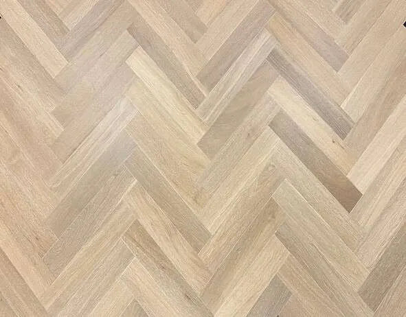 Brooks Floor | Yale Select Oak Herringbone