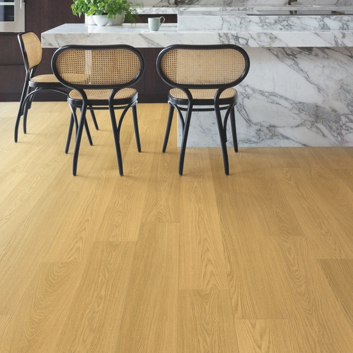 Quickstep | Capture Natural Varnished Oak