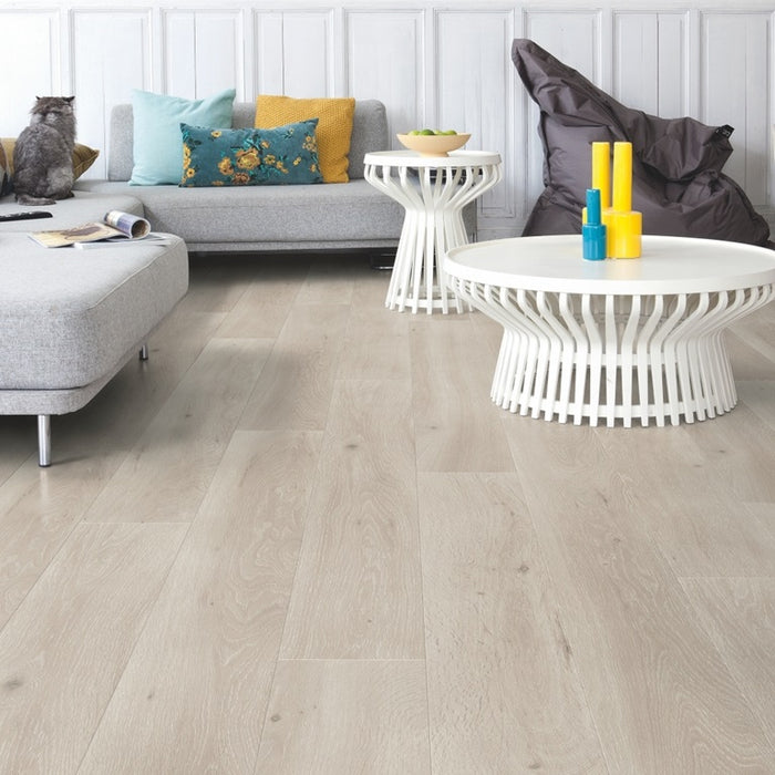 Quickstep | Largo Long Island Oak Light